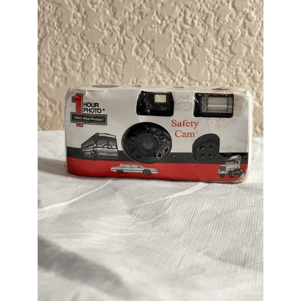 Camera Sealed in shrink wrap‎ 1 HOUR PHOTO Safety Cam